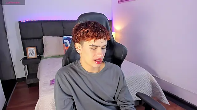 Aiiden 15 online show from 26, 11, 2025