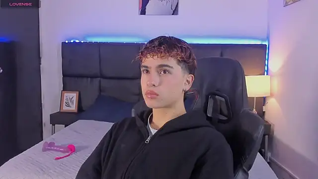 Aiiden 15 online show from 23, 10, 2025