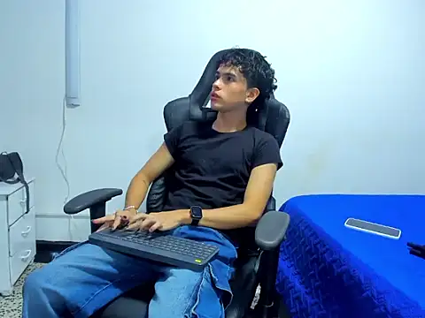 Aiiden 15 online show from 19, 2, 2025