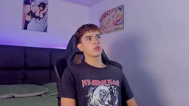 Aiiden 15 online show from 27, 10, 2025