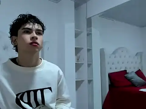 Aiiden 15 online show from 17, 2, 2025