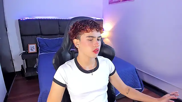 Aiiden 15 online show from 29, 11, 2025