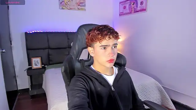 Aiiden 15 online show from 24, 11, 2025