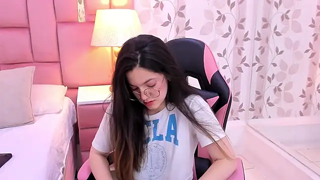 ArianaFranco online show from 13, 12, 2025