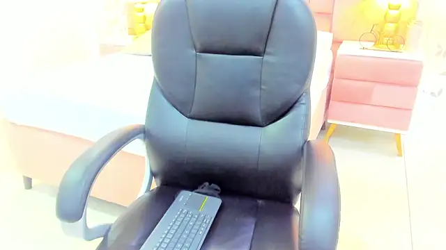 ArianaFranco online show from 18, 4, 2026