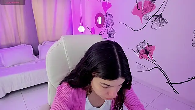 Isabela Fiorelli online show from 11, 5, 2026