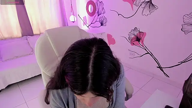 Isabela Fiorelli online show from 16, 4, 2026