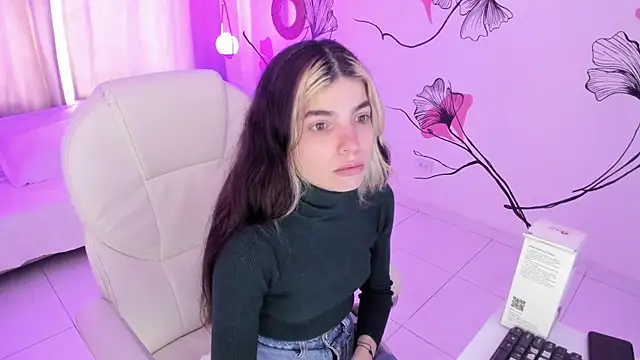 Isabela Fiorelli online show from 31, 10, 2025