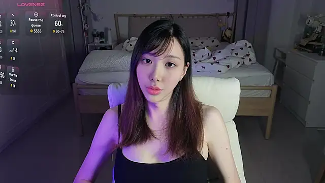 joycemilka online show from 11, 6, 2026