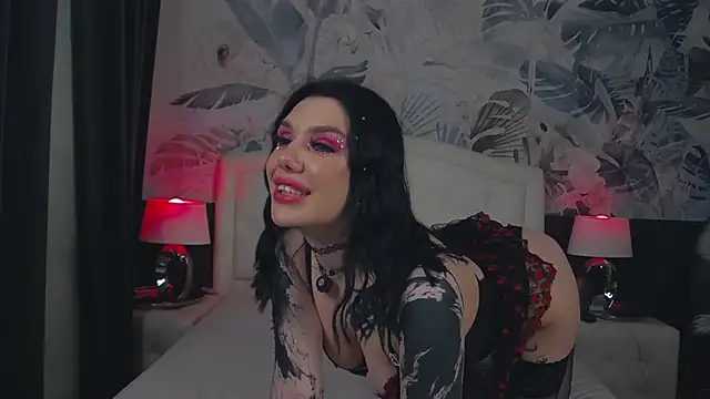 Snapshot of MaeveMoon chatting on 21, 2, 2026 MaeveMoon online show from 21, 2, 2026