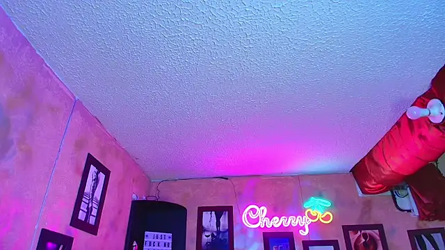 cherryy bombshelll online show from 8, 1, 2026