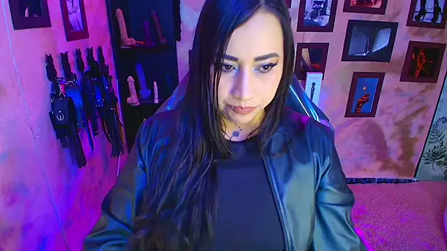 cherryy bombshelll online show from 15, 1, 2026