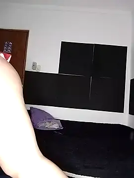 Ezella1 online show from 19, 4, 2026