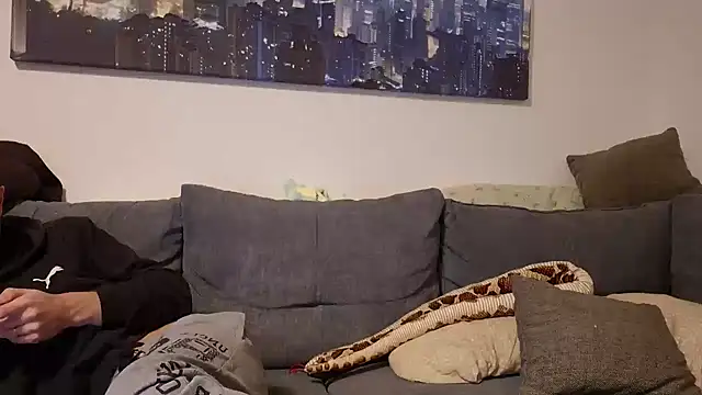 ademandjulia online show from 14, 11, 2025