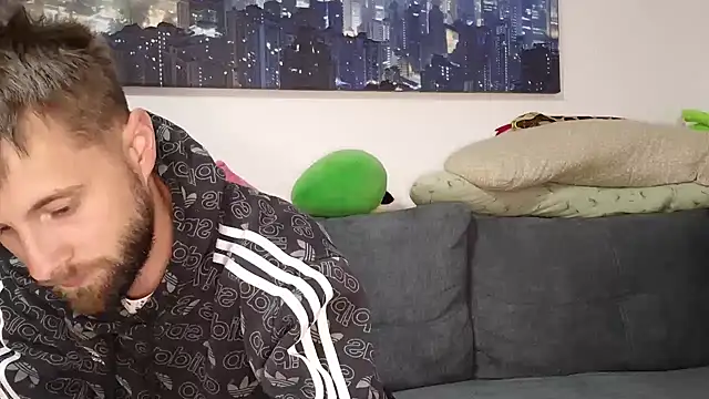 ademandjulia online show from 24, 9, 2025