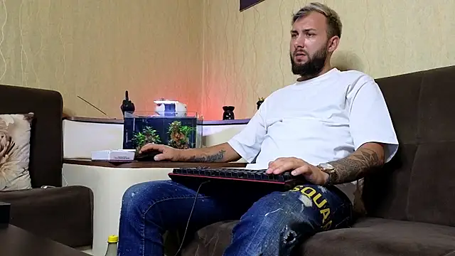 JamieNoxus online show from 12, 9, 2025