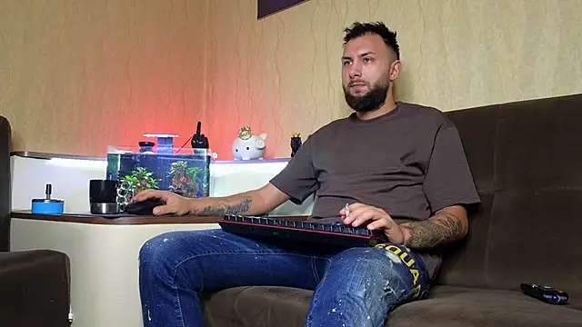 JamieNoxus online show from 1, 10, 2025