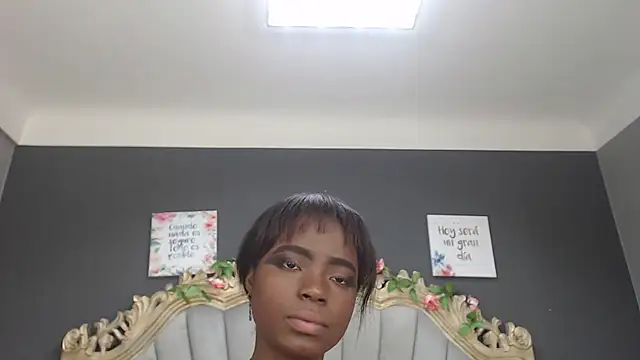 LindaBird online show from 10, 9, 2025