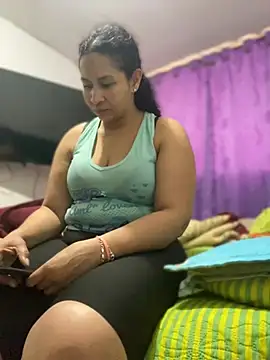 Carola-Ross online show from 13, 4, 2026