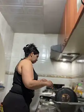 Carola-Ross online show from 23, 12, 2025