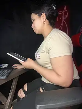 Carola-Ross online show from 21, 3, 2025