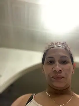 Carola-Ross online show from 27, 10, 2025