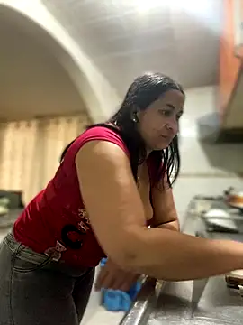 Carola-Ross online show from 3, 12, 2025