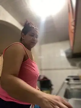 Carola-Ross online show from 18, 4, 2026