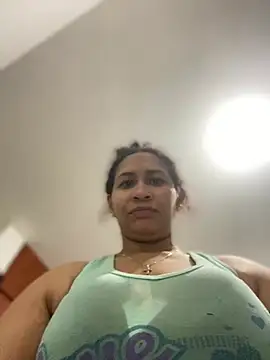 Snapshot of Carola-Ross chatting on 24, 2, 2026 Carola-Ross online show from 24, 2, 2026