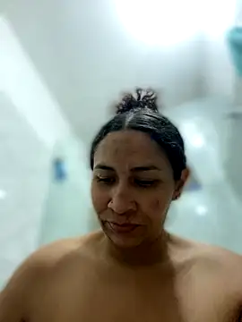 Carola-Ross online show from 25, 11, 2025