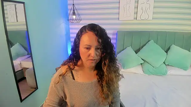 abby apple online show from 13, 9, 2025