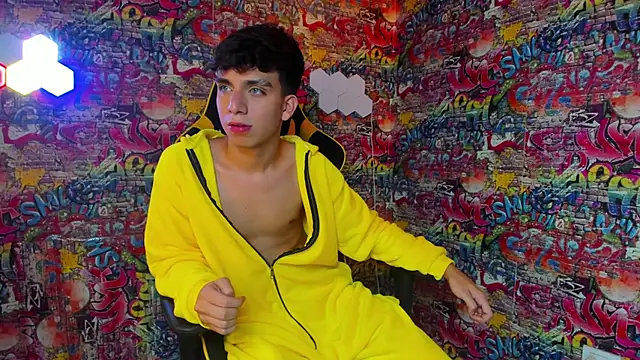 Angel boyy2 online show from 4, 3, 2025