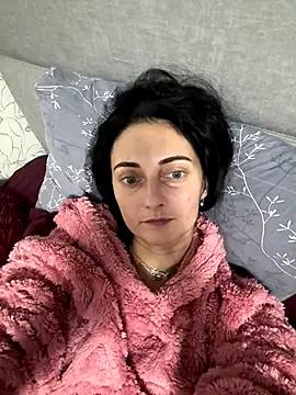 Miroslava1247 online show from 25, 11, 2025