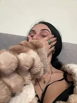 Miroslava1247 online show from 22, 4, 2026