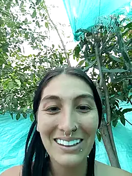 single mother indecent online show from 13, 11, 2025