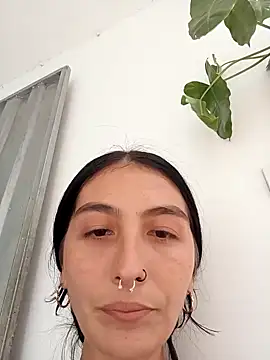 single mother indecent online show from 25, 9, 2025