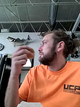 gronammo85 online show from 28, 2, 2025