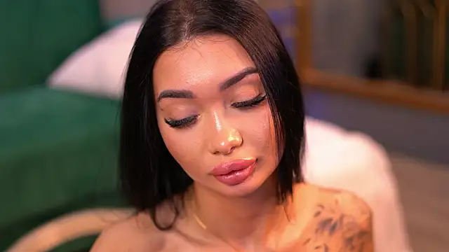 SashaFerrera online show from 15, 3, 2025