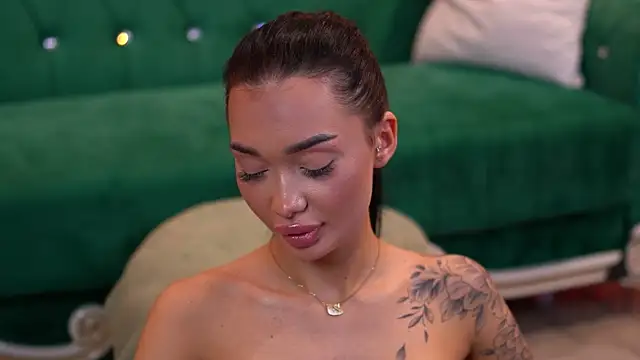 SashaFerrera online show from 7, 3, 2025