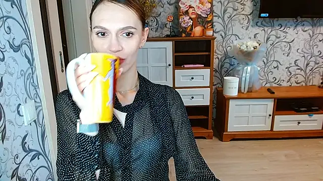 Lady Sunshine  online show from 18, 10, 2025