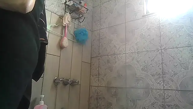 Snapshot of ShysluutGia chatting on 4, 7, 2026 ShysluutGia online show from 4, 7, 2026