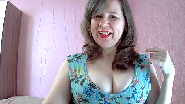 Snapshot of Starsan chatting on 9, 7, 2026 Starsan online show from 9, 7, 2026