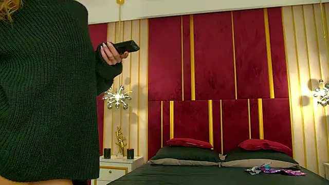 ChloeSins  online show from 18, 11, 2025