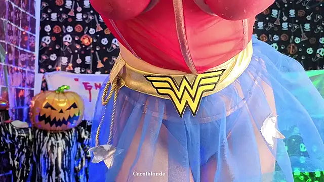 Carolblonde online show from 31, 10, 2025