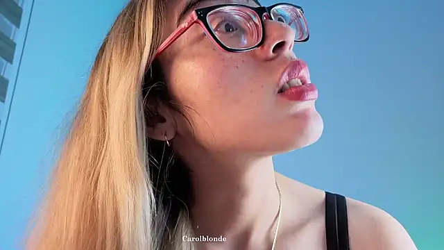 Carolblonde online show from 18, 3, 2026