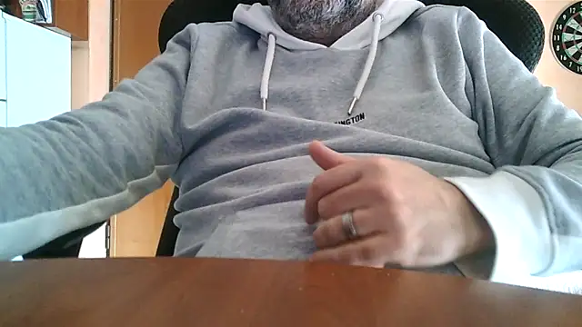 Snapshot of lanata chatting on 11, 3, 2025 lanata online show from 11, 3, 2025