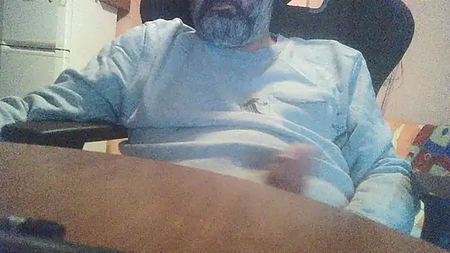 Snapshot of lanata chatting on 28, 10, 2025 lanata online show from 28, 10, 2025