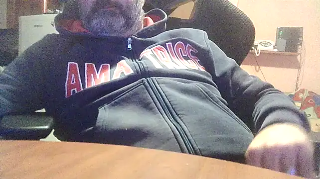 Snapshot of lanata chatting on 13, 2, 2025 lanata online show from 13, 2, 2025