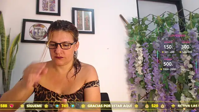 StephyJones1 online show from 17, 7, 2026