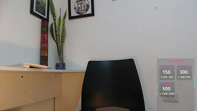 StephyJones1 online show from 18, 6, 2026